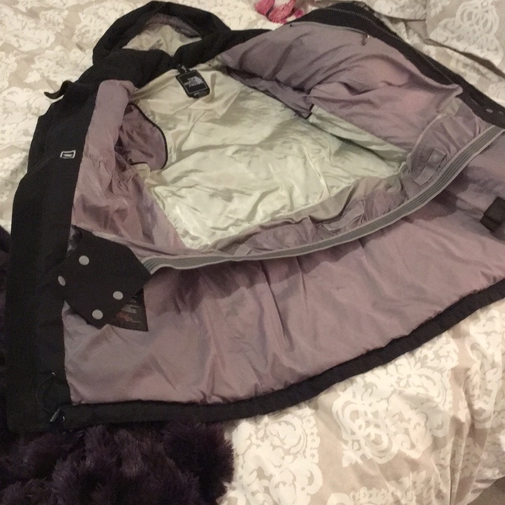 North Face DOWN Jacket - Picture 5 of 16